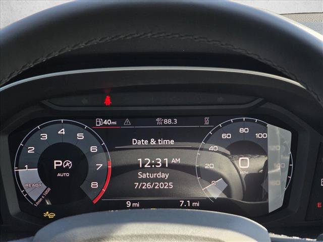 Used 2025 Audi Q3 2.0T Premium w/ Convenience Package AWD/4WD image 21