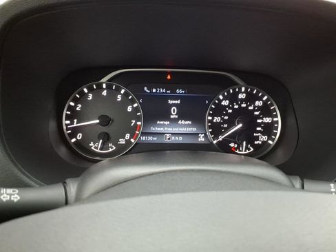 Used 2023 Nissan Frontier SV w/ SV Convenience Package AWD/4WD image 19