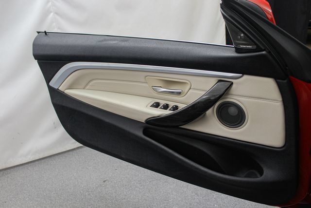 Used 2016 BMW 428i xDrive Convertible AWD/4WD image 13