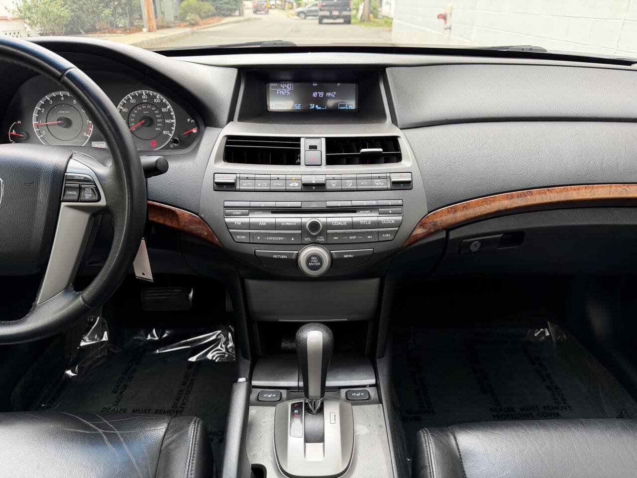 Used 2011 Honda Accord EX-L image 22