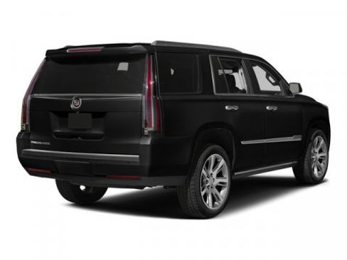 Used 2015 Cadillac Escalade Premium image 2