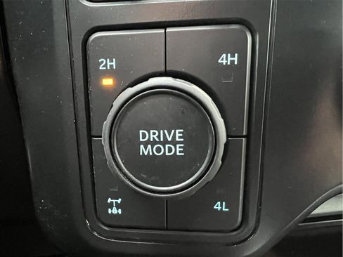 Used 2024 Ford F350 King Ranch w/ Chrome Package image 26