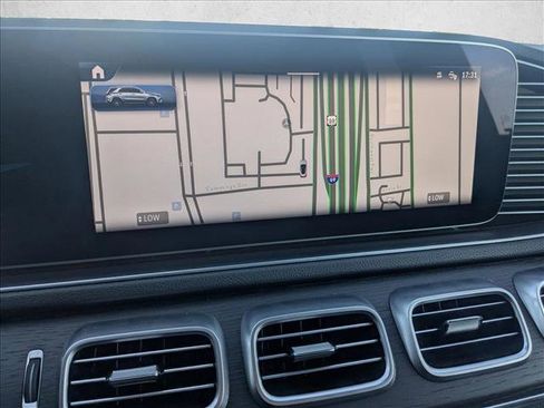 Certified 2025 Mercedes-Benz GLE 450 4MATIC image 11