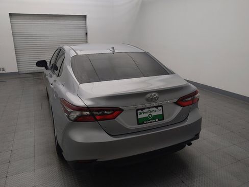 Used 2021 Toyota Camry LE image 6