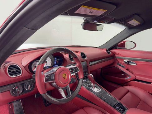 Certified 2022 Porsche 718 Cayman GTS RWD image 4