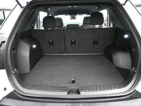 Used 2026 GMC Terrain Elevation FWD image 25