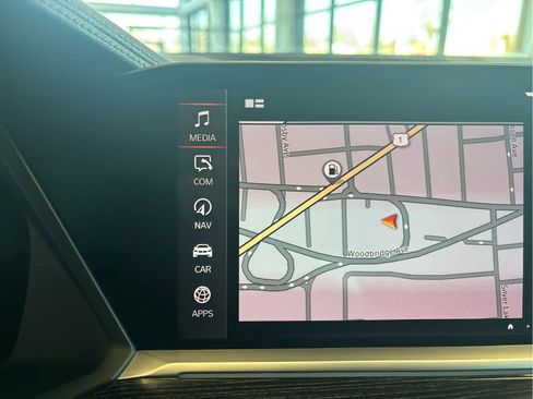 Used 2019 BMW X7 xDrive50i w/ M Sport Package image 33