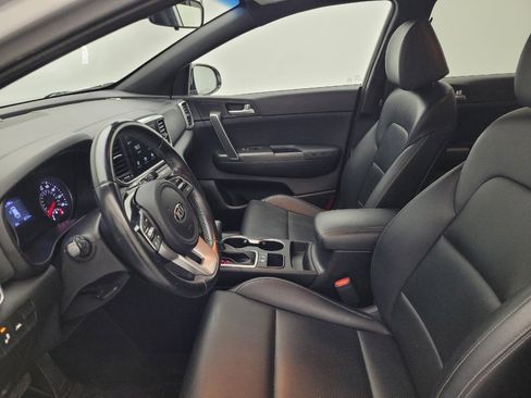 Used 2021 Kia Sportage S image 17