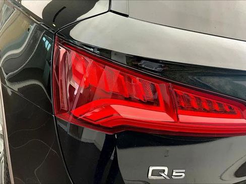 Used 2019 Audi Q5 2.0T Premium Plus AWD/4WD image 28
