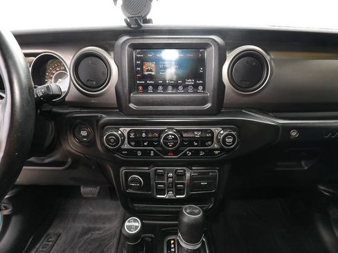 Used 2020 Jeep Wrangler Unlimited Sport S image 16