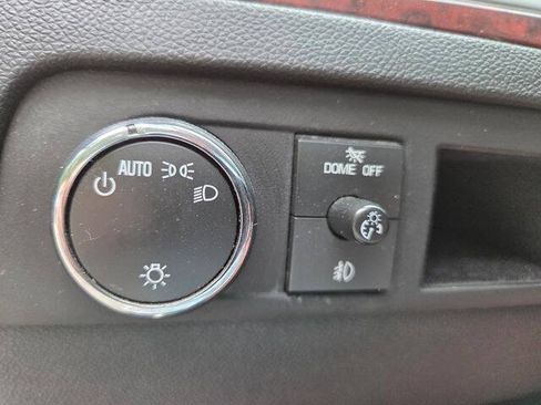 Used 2013 Cadillac Escalade Premium AWD/4WD image 21