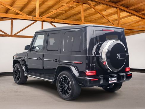 Used 2025 Mercedes-Benz G 550 image 3