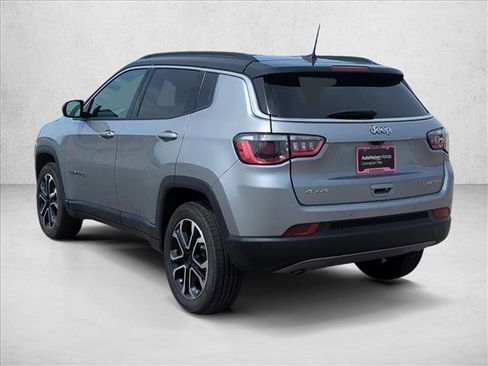 Used 2024 Jeep Compass Limited AWD/4WD image 10