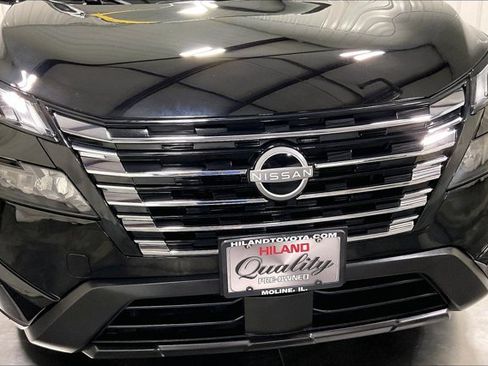Used 2024 Nissan Rogue SV AWD/4WD image 30