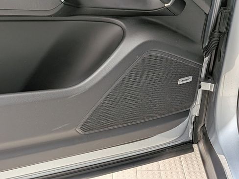 Certified 2023 Porsche Cayenne Platinum Edition AWD/4WD image 14