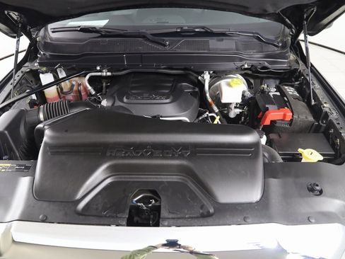 Used 2024 RAM 2500 Big Horn w/ Bed Utility Group image 47