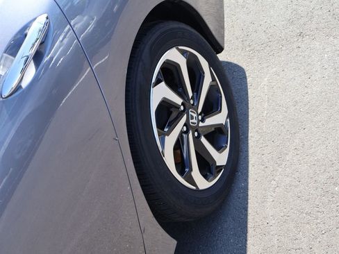 Used 2017 Honda Accord EX-L image 32