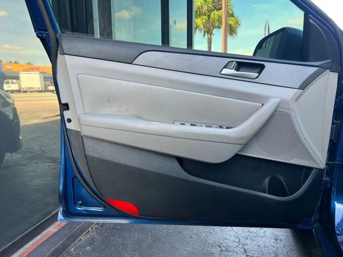 Used 2015 Hyundai Sonata SE w/ Option Group 09 image 10