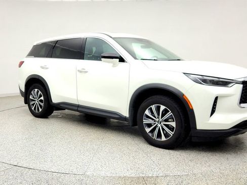 Used 2023 INFINITI QX60 Pure AWD/4WD image 3