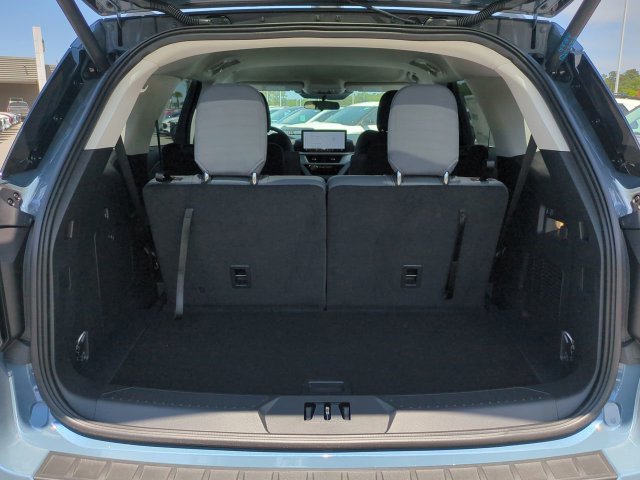 New 2026 Ford Explorer Active RWD image 13