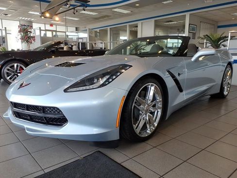 Used 2017 Chevrolet Corvette Stingray Z51 w/ Carbon Flash Badge Package image 6