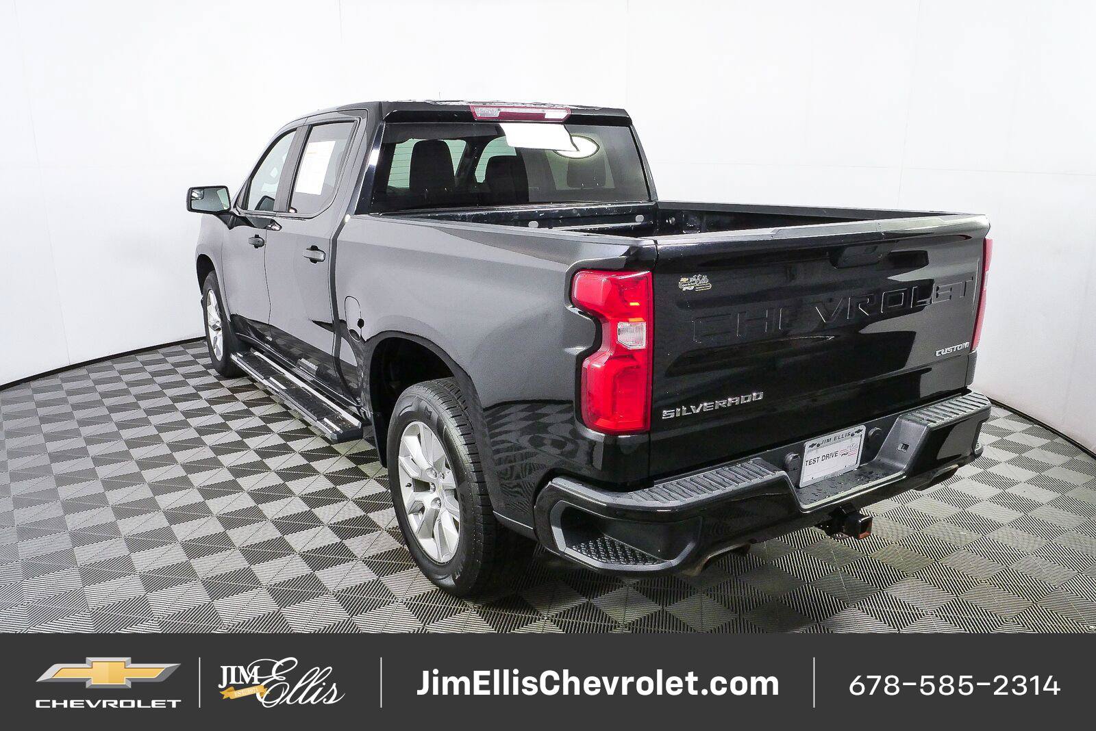 Certified 2020 Chevrolet Silverado 1500 Custom w/ Custom Value Package RWD image 24
