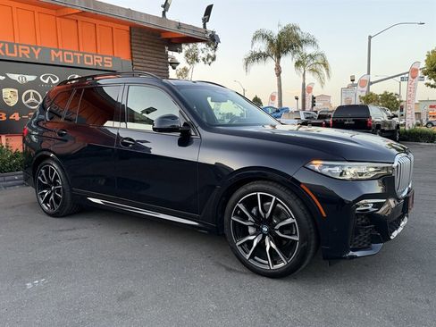 Used 2019 BMW X7 xDrive40i w/ Premium Package AWD/4WD image 19