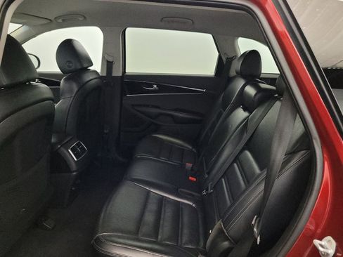 Used 2019 Kia Sorento EX AWD/4WD image 18
