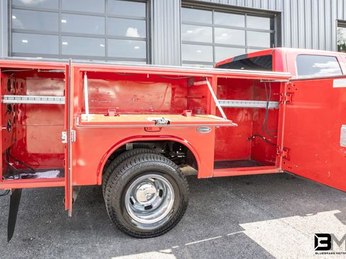 Used 2015 RAM 3500 Tradesman w/ Chrome Appearance Group AWD/4WD image 13