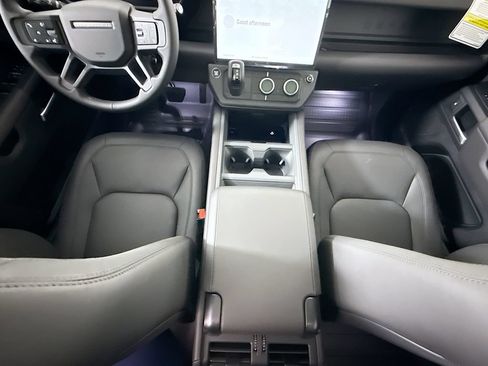New 2026 Land Rover Defender 110 X-Dynamic SE AWD/4WD image 16