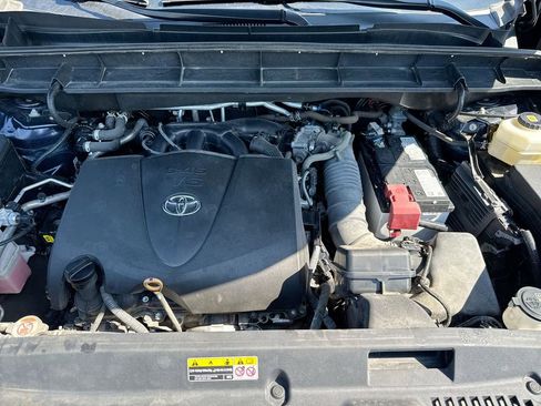 Used 2021 Toyota Highlander Platinum image 27