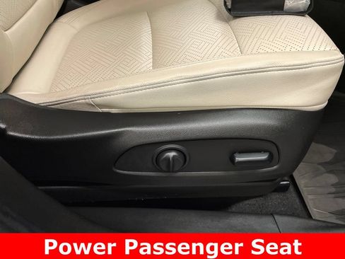Certified 2020 Buick Encore GX Essence w/ Experience Buick Package AWD/4WD image 12