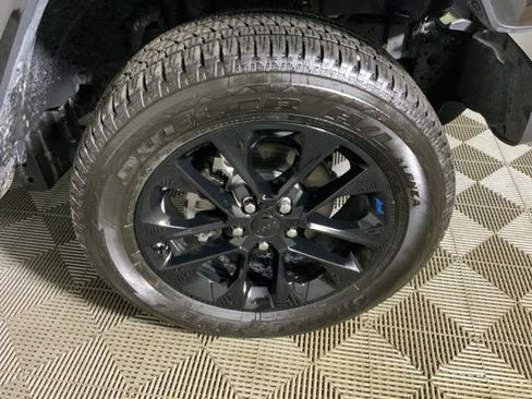 Used 2022 Jeep Wrangler Unlimited Sahara 4xe w/ Cold Weather Group image 15