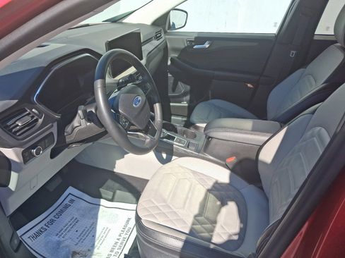 Used 2023 Ford Escape Platinum w/ Premium Technology Package image 14