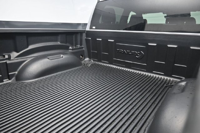 Used 2024 RAM 1500 Laramie AWD/4WD image 12