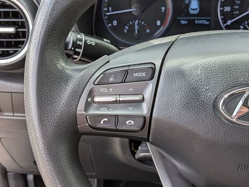 Used 2020 Hyundai Kona SE image 25