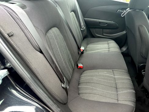 Used 2015 Chevrolet Sonic LT image 10