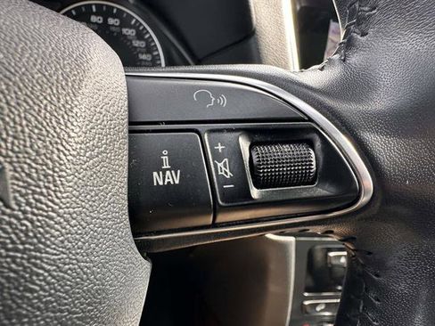 Used 2017 Audi Q5 2.0T Premium Plus w/ Technology Package image 12