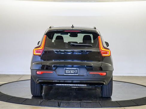 New 2026 Volvo XC40 B5 Ultra w/ Climate Package AWD/4WD image 3