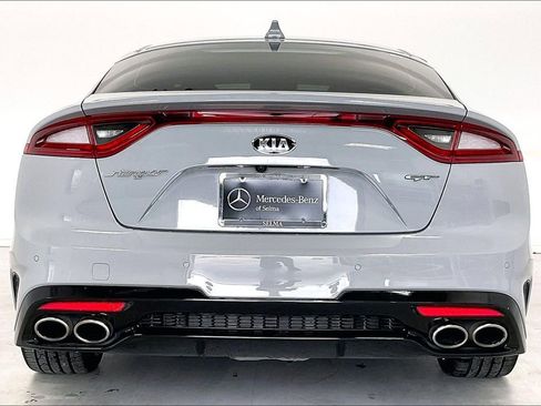 Used 2019 Kia Stinger GT1 RWD image 4