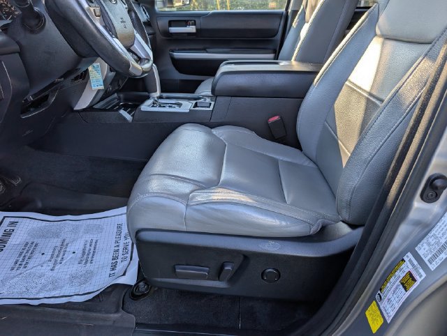 Used 2020 Toyota Tundra SR5 w/ SR5 Leather Package AWD/4WD image 13