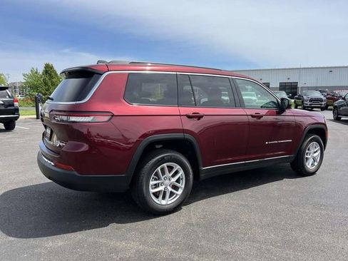 New 2026 Jeep Grand Cherokee L Laredo AWD/4WD image 8