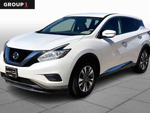 Used 2015 Nissan Murano S image 1
