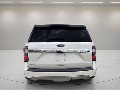 Used 2018 Ford Expedition Limited w/ Equipment Group 302A RWD image 9