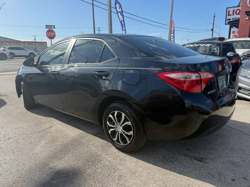 Used 2019 Toyota Corolla L FWD image 6