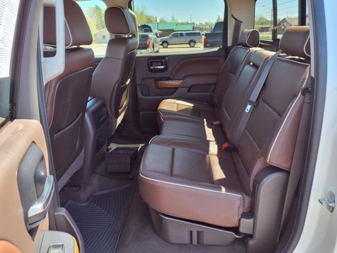 Used 2014 Chevrolet Silverado 1500 High Country w/ High Country Premium Package image 14