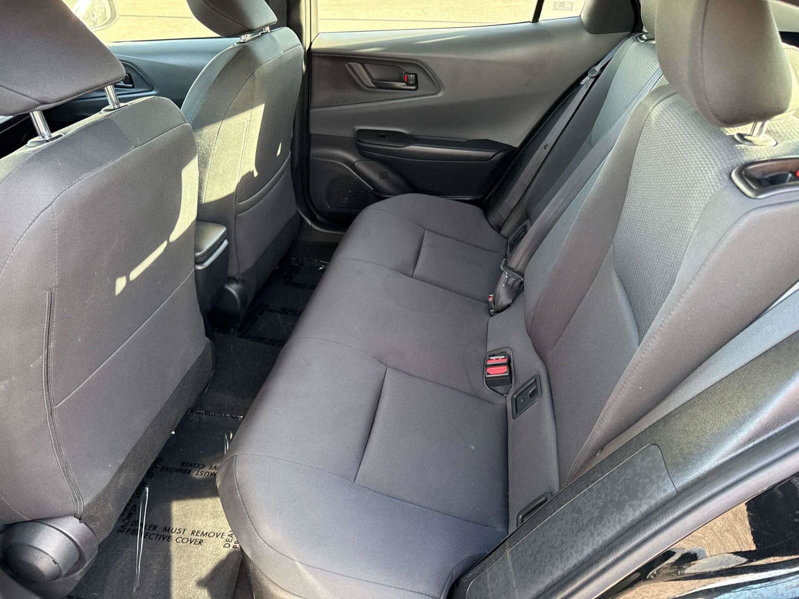 Used 2025 Toyota Prius LE FWD image 14
