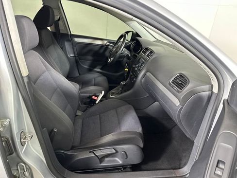 Used 2014 Volkswagen Golf TDI image 27