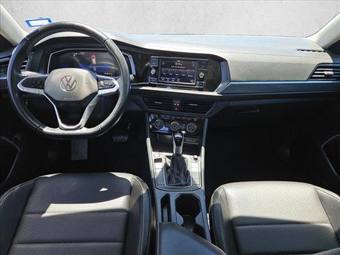 Used 2024 Volkswagen Jetta SE FWD image 21