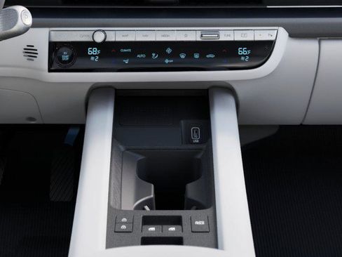 New 2025 Hyundai Ioniq 6 SEL image 16